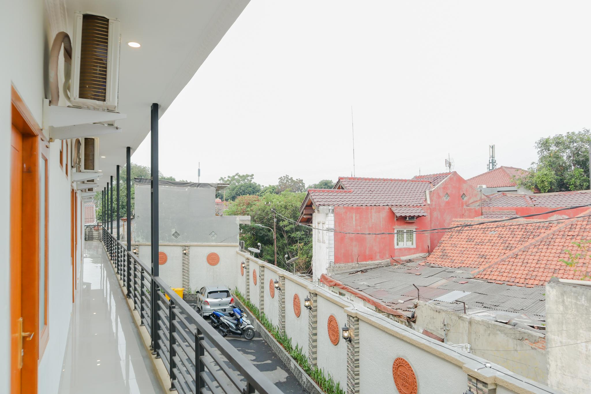 Oyo 1524 D' Paseban 2* Jakarta