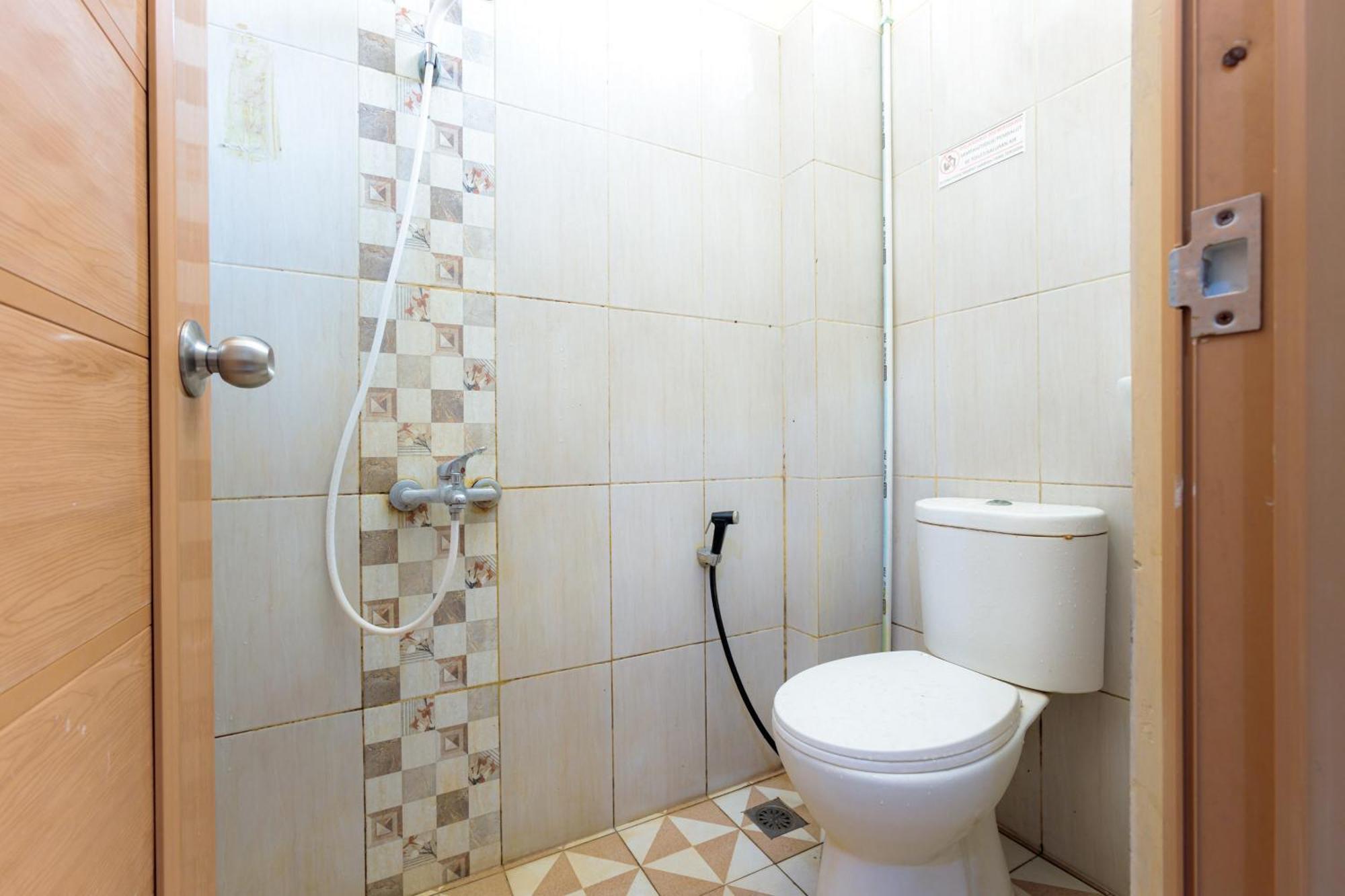 Hotel Oyo 1524 D' Paseban Jakarta