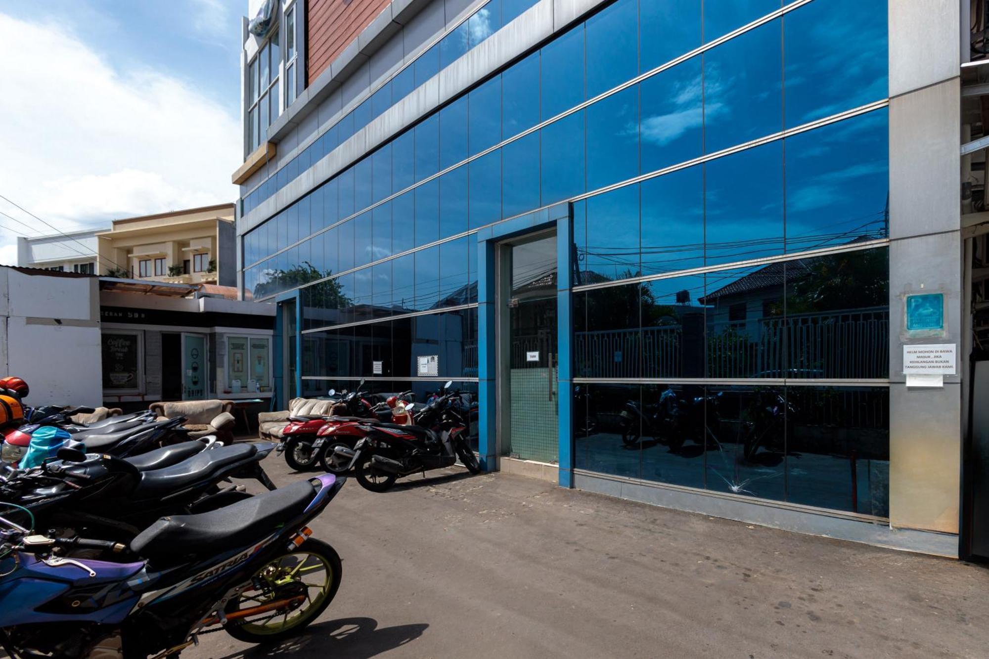 Hotel Oyo 1524 D' Paseban 2*